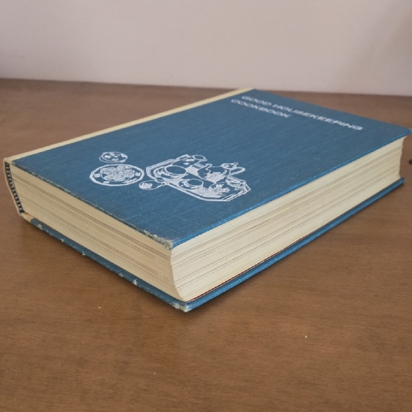 1963 Good Housekeeping Blue &Cream Cookbook by Hearst Corporation - Picture 6 of 10